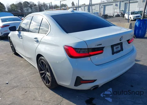 2020 BMW 330I xDrive z USA, uszkodzony, nr VIN 3MW5R7J06L8B13445
